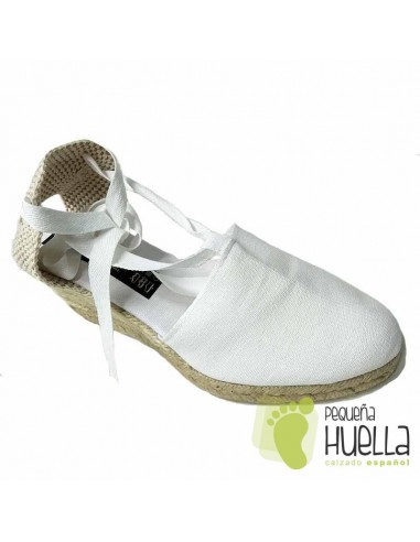 ALPARGATAS DE CUÑA CON CINTAS BLANCAS