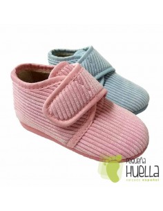 Botas casa niños con velcro