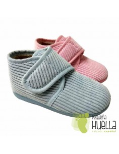 Botas casa niños con velcro 2