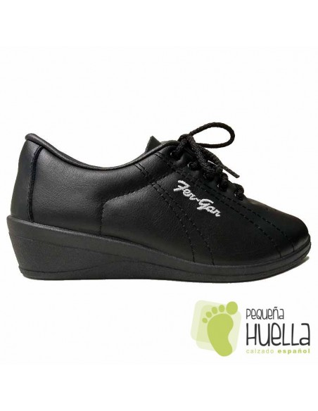 Zapatillas deportivas negras mujer con cordones Fergar