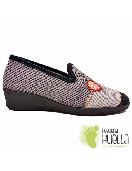 Zapatillas para mujer cerradas CASA DONA 075