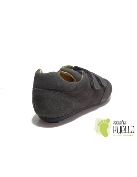 Deportivas grises con velcro para niños