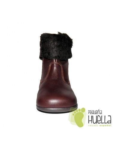 Botita piel con cremallera Marrón