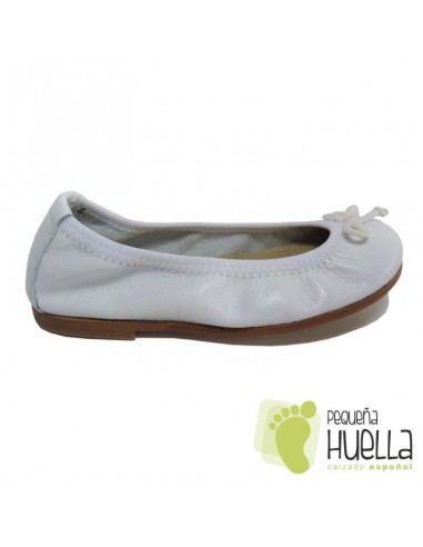 Bailarinas o Manoletinas para niñas blancas en Las Rozas