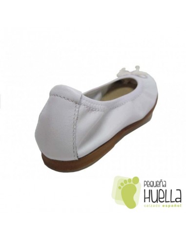 Bailarinas o Manoletinas para niñas blancas en Las Rozas