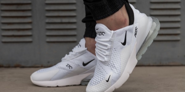 Cómo limpiar tenis blancos